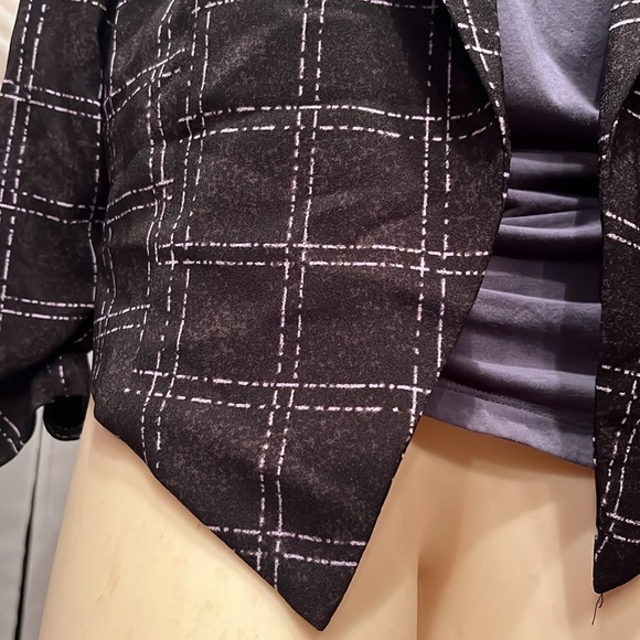 Like new Torrid lined jacket - Picture 5 of 16